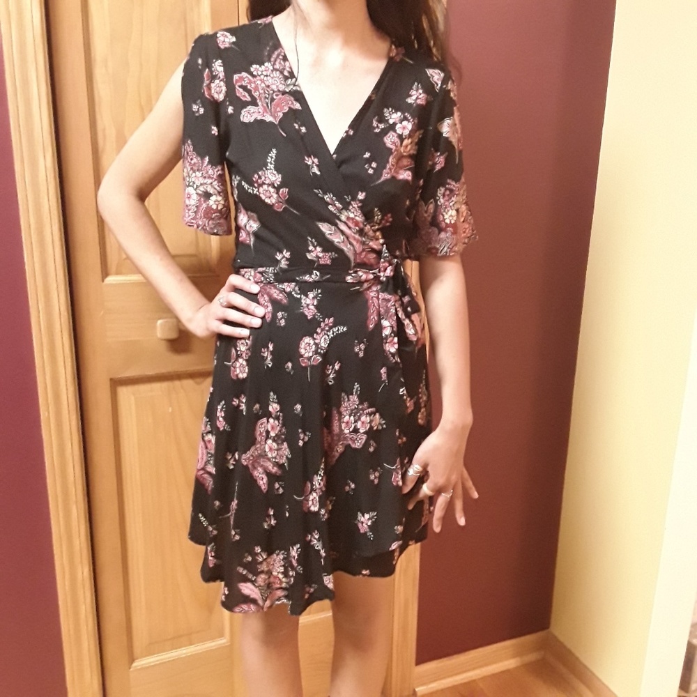 NWOT Angie Floral Wrap Dress